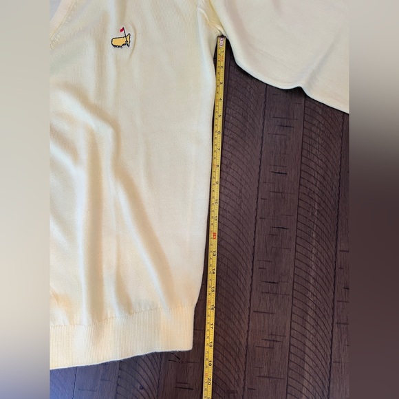 NWT MASTERS Tournament Yellow V-Neck Sweater - Picture 6 of 8